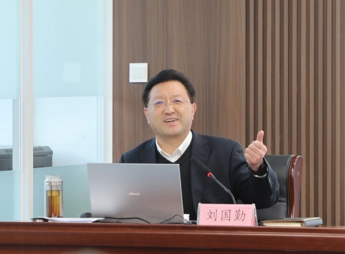 市政府國資委黨委書記、主任劉國勤到常山集團講專題黨課